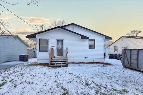 1436 Sampson St, Des Moines, IA 50316