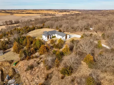 2995 133rd Ct, Van Meter, IA 50261