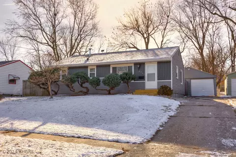2746 Holcomb Ave, Des Moines, IA 50310