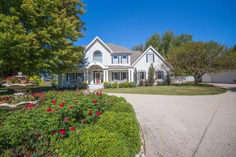 2711 Highway 44 Hwy, Guthrie Center, IA 50115