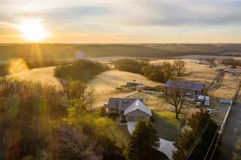3188 Scott St, Woodburn, IA 50275