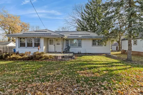 4009 SW 5th St, Des Moines, IA 50315