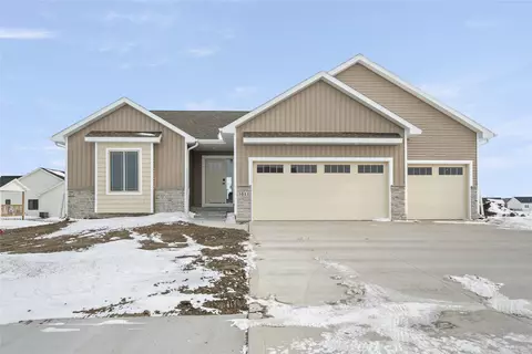1611 NW Jackson Dr, Ankeny, IA 50023