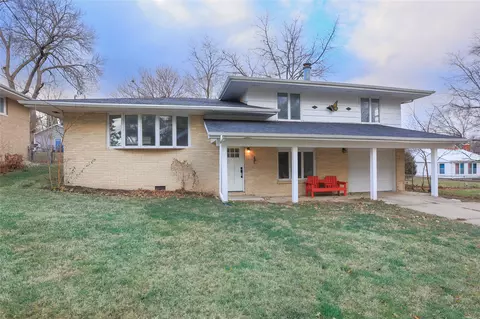 2724 E 30th St, Des Moines, IA 50317