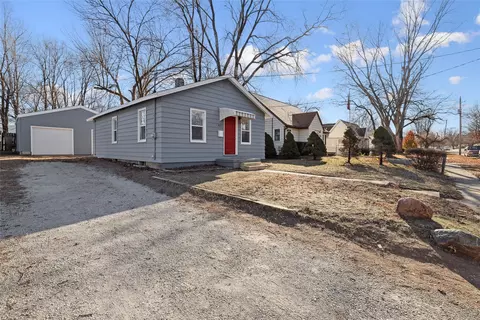 4117 4th St, Des Moines, IA 50313