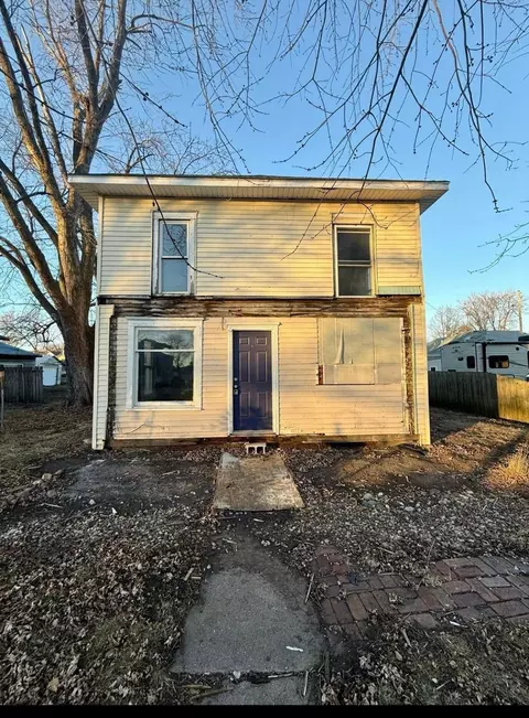 611 W 5th St, Boone, IA 50036
