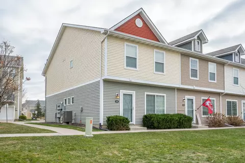6936 Jack London Dr, Johnston, IA 50131
