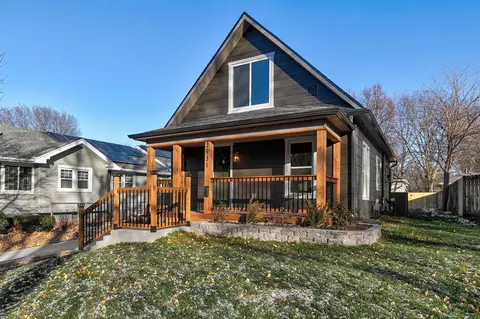 3931 10th St, Des Moines, IA 50313