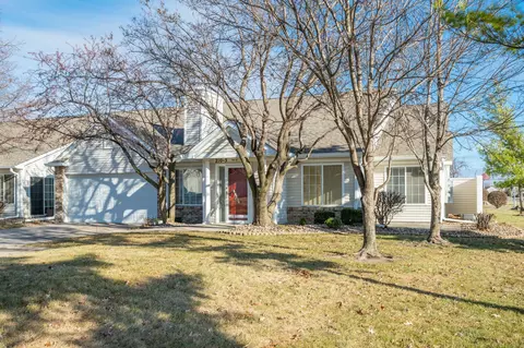 210 NW Georgetown Blvd #5, Ankeny, IA 50023