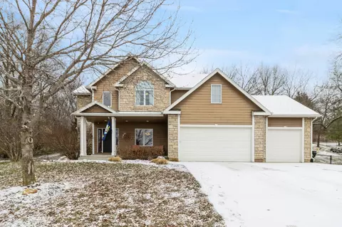 7319 NW Fisher Ln, Ankeny, IA 50023