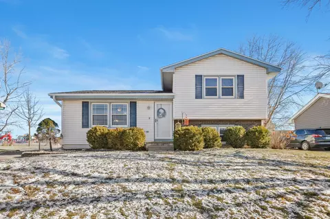 305 19th Ave SW, Altoona, IA 50009