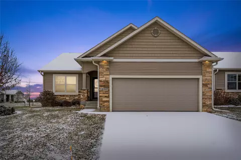 14317 Goodman Dr, Urbandale, IA 50323