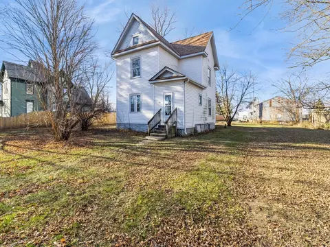 724 6th St, Colo, IA 50056