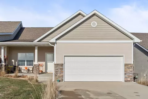 405 W Wright Rd, Norwalk, IA 50211