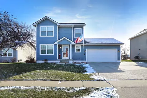 300 NW 10th Cir, Grimes, IA 50111