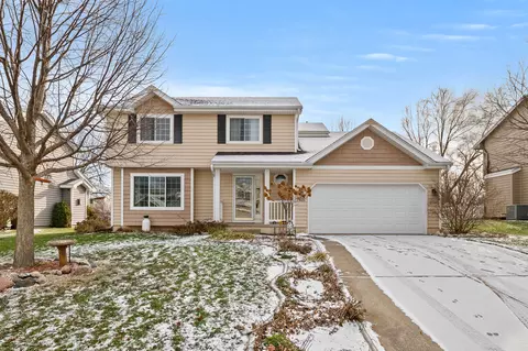 1401 Alderwood Dr, Altoona, IA 50009
