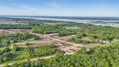 1648 E Autumn Trail Cir, Polk City, IA 50226