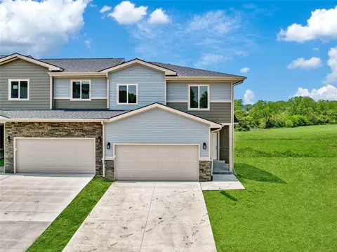 302-326 Harmony Ave, West Des Moines, IA 50266
