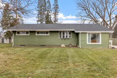 303 5th Street Pl SE, Altoona, IA 50009