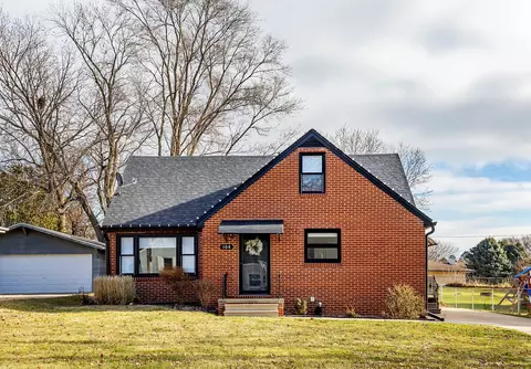 108 Center St, Norwalk, IA 50211