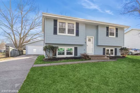 620 NE 7th St, Grimes, IA 50111