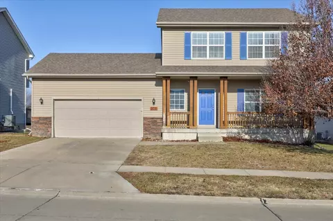 805 SE 12th St, Grimes, IA 50111
