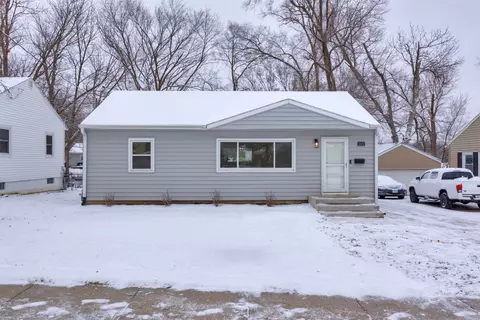 1521 63rd St, Des Moines, IA 50311