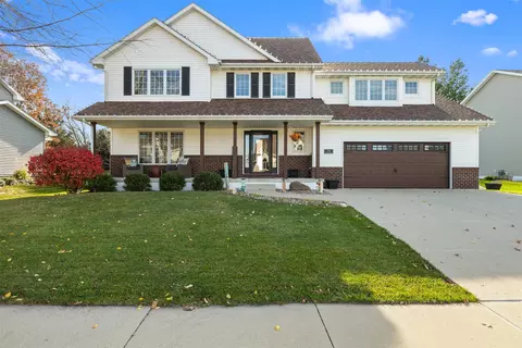 234 Thornhill Rd, Norwalk, IA 50211