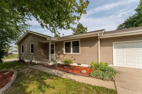 2019 Swan Dr, Norwalk, IA 50211