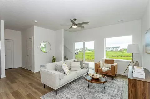 712 Greenwell Pl, Norwalk, IA 50211