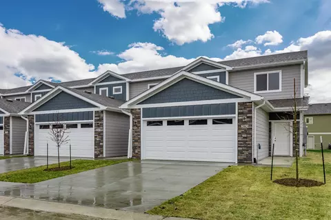 246 NW Waverly Dr, Waukee, IA 50263
