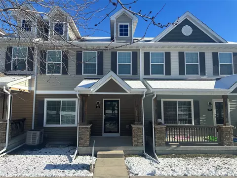 9165 Greenspire Dr #112, West Des Moines, IA 50266