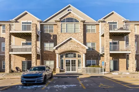 8350 Ep True Pkwy #4305, West Des Moines, IA 50266