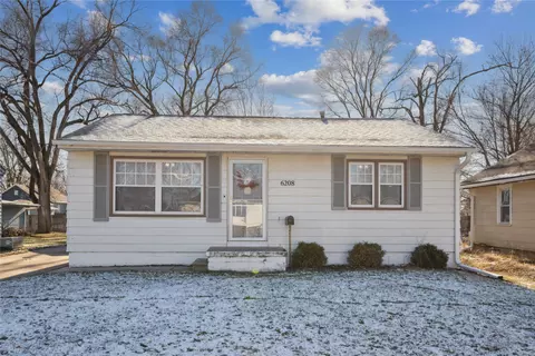 6208 Welker Ave, Des Moines, IA 50312