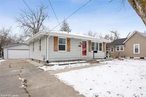 218 SW Des Moines St, Ankeny, IA 50023
