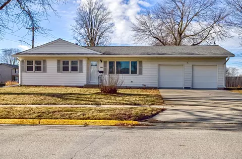 2407 Northwestern Ave, Ames, IA 50010