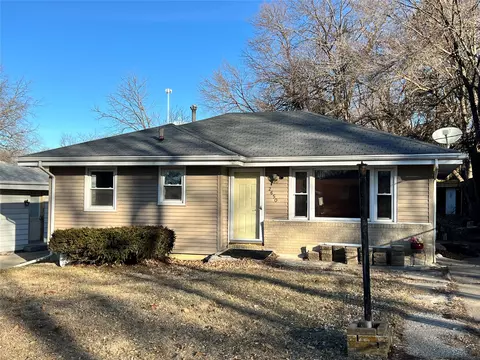2650 E Sheridan Ave, Des Moines, IA 50317