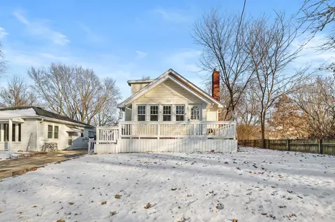 2523 39th St, Des Moines, IA 50310