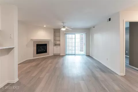 6440 Ep True Pkwy #3104, West Des Moines, IA 50266