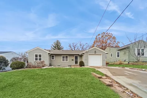 230 31st St, Des Moines, IA 50312