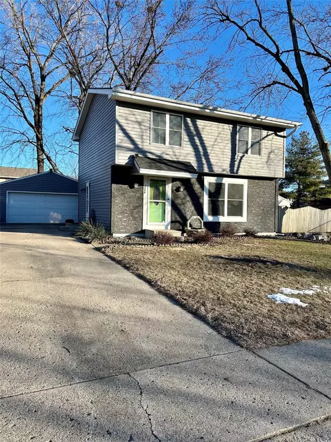 4224 E Ovid Ave, Des Moines, IA 50317