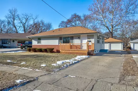 3918 29th St, Des Moines, IA 50310