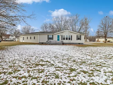 101 1st St, Murray, IA 50174