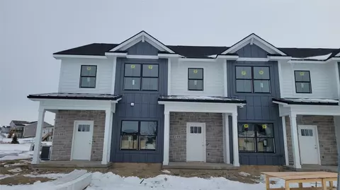 1992 S Warrior Ln, Waukee, IA 50263