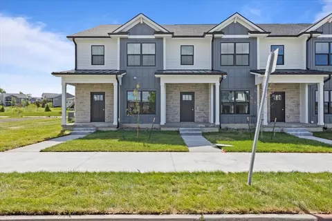 1993 S Warrior Ln, Waukee, IA 50263