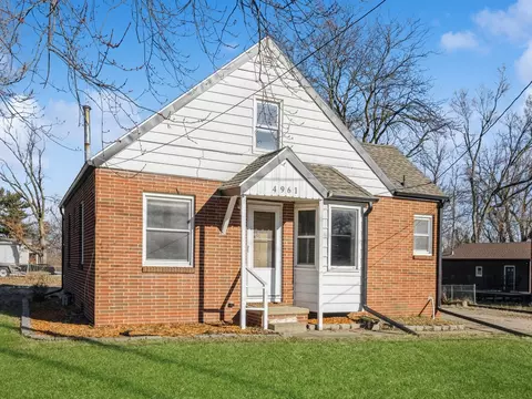 4961 NW 47th Ave, Des Moines, IA 50310