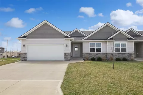 602 W Stone St, Winterset, IA 50273
