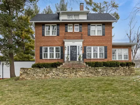 4823 Algonquin Rd, Des Moines, IA 50311