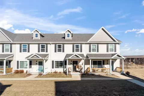 708 Nantucket Pl, Norwalk, IA 50211