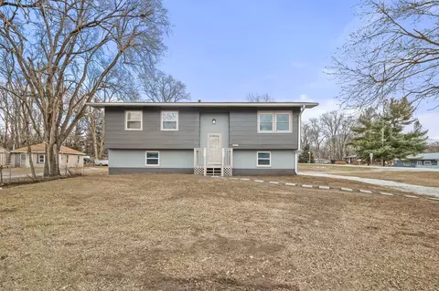 5605 NE 3rd St, Des Moines, IA 50313